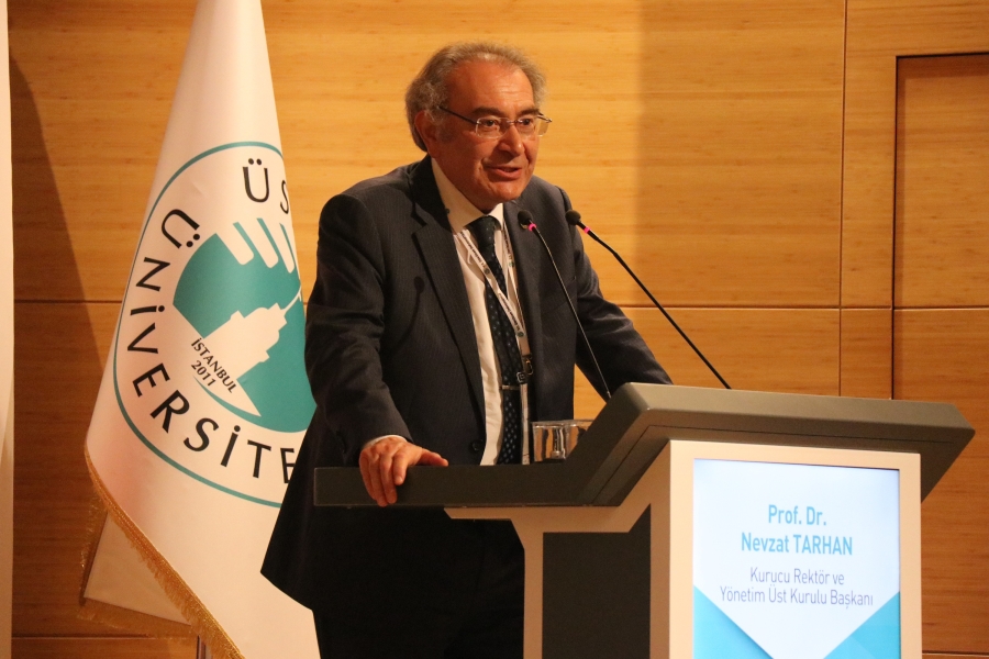 Prof. Dr. Nevzat Tarhan: “Demokrasilerde muhalefet kaynana gibidir”