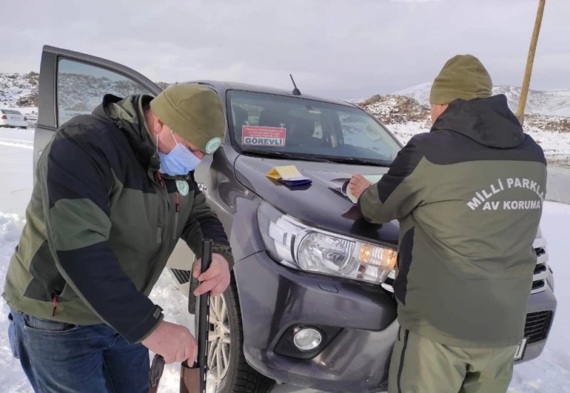 Van’da sokağa çıkma kısıtlamasında ava giderken 1 şahsa  işlem yapıldı