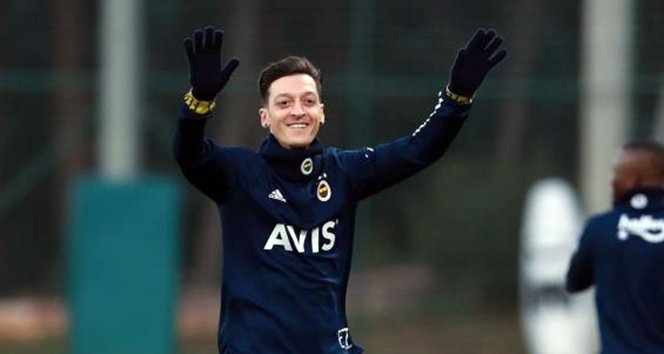 Fenerbahçe, yeni transfer Mesut Özil