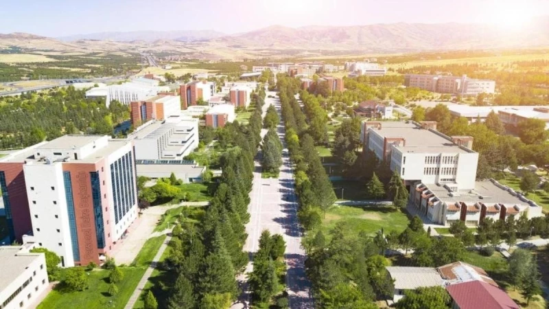 Öğrencilerin projelerine TÜBİTAK’tan destek