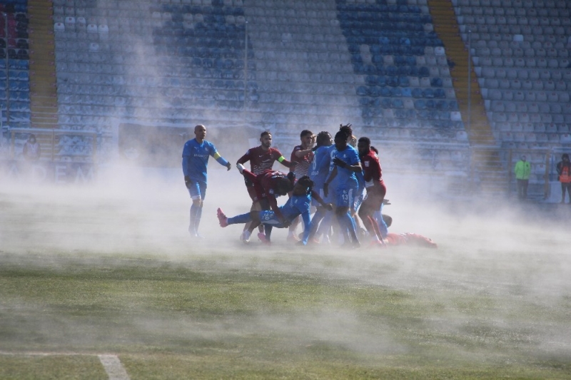 Süper Lig: BB Erzurumspor:  0 - A. Hatayspor: 2 (İlk yarı)