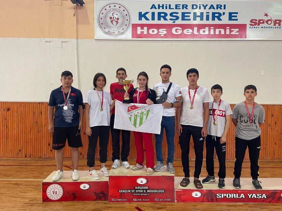 Gölbaşı Belediyesi Spor Kulübü Şampiyonluklar İle Döndü