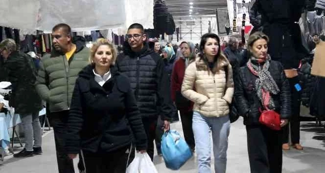 Bulgarlar giysi ve deterjanını Kırklareli
