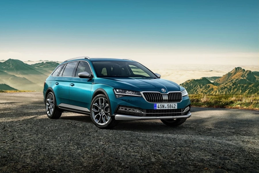 Yeni Skoda Superb Combi Scout Türkiye