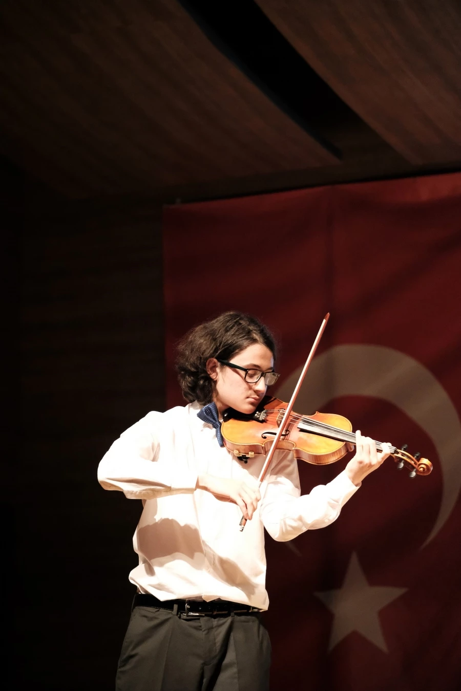 TEVİTÖL öğrencilerinden yılsonu konseri