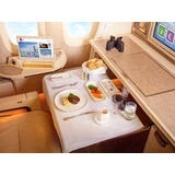  Emirates uçak içi yolcu deneyiminde çıtayı daha da yükseğe çıkarmak için 2 milyar doların üzerinde yatırım yapıyor