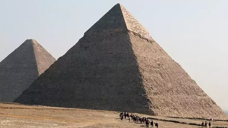 Giza Piramidi’ni gezmek için Mısır’a gitmek gerekmeyecek!