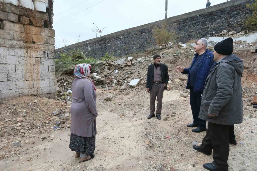 Gaziantep’te yoğun yağışın ardından su baskını olan evlere destek