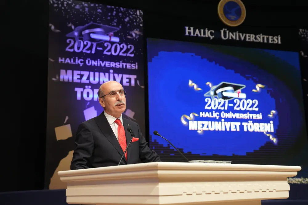 Haliç Üniversitesi, Mütevelli Heyet Eski Başkanı Naci Topsakal’a ihale edimine 63 milyon liralık fesat karıştırmaktan suç duyurusunda bulundu.