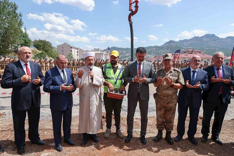 Diyanet İşleri Başkanı Erbaş, Tunceli’de cami temeli attı
