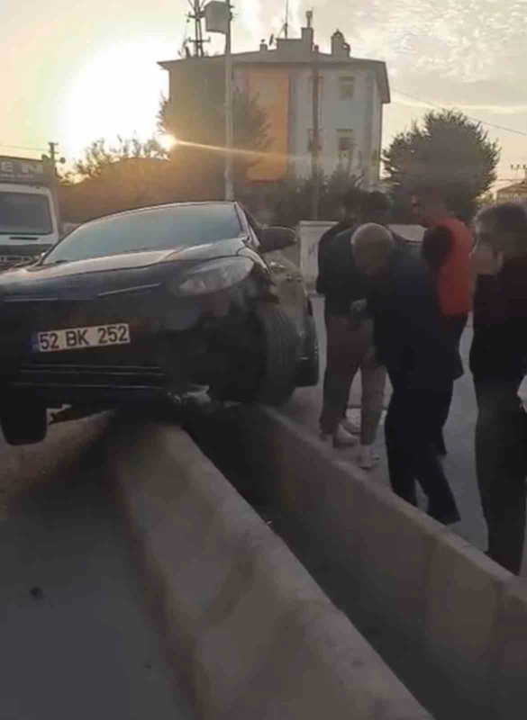 Iğdır’da refüj tepkisi: Yol daraldı, kaza kaçınılmaz oldu
