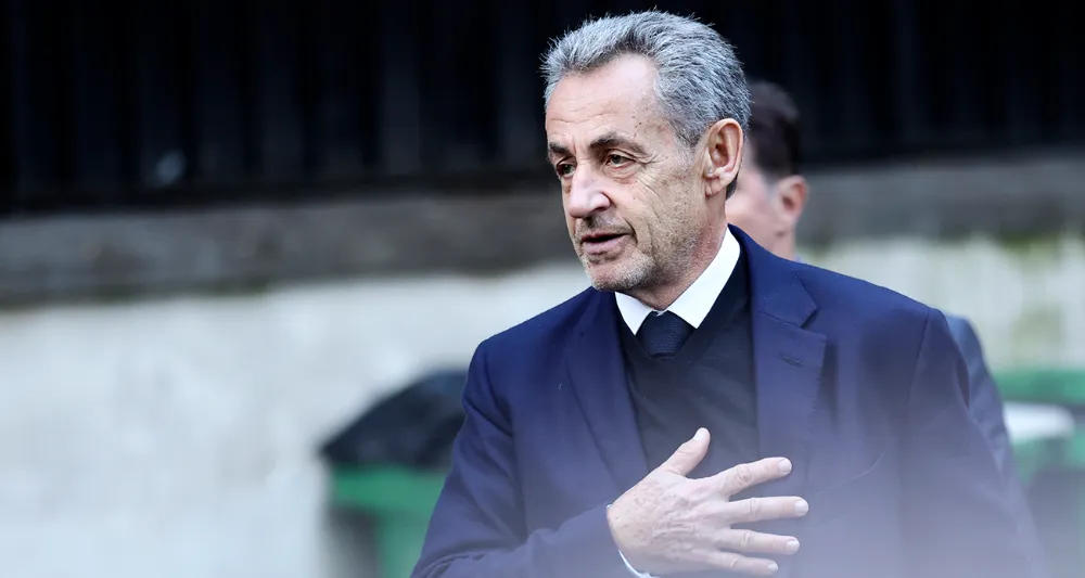  Fransa tarihinde bir ilk: Eski Cumhurbaşkanı Sarkozy hapse girdi