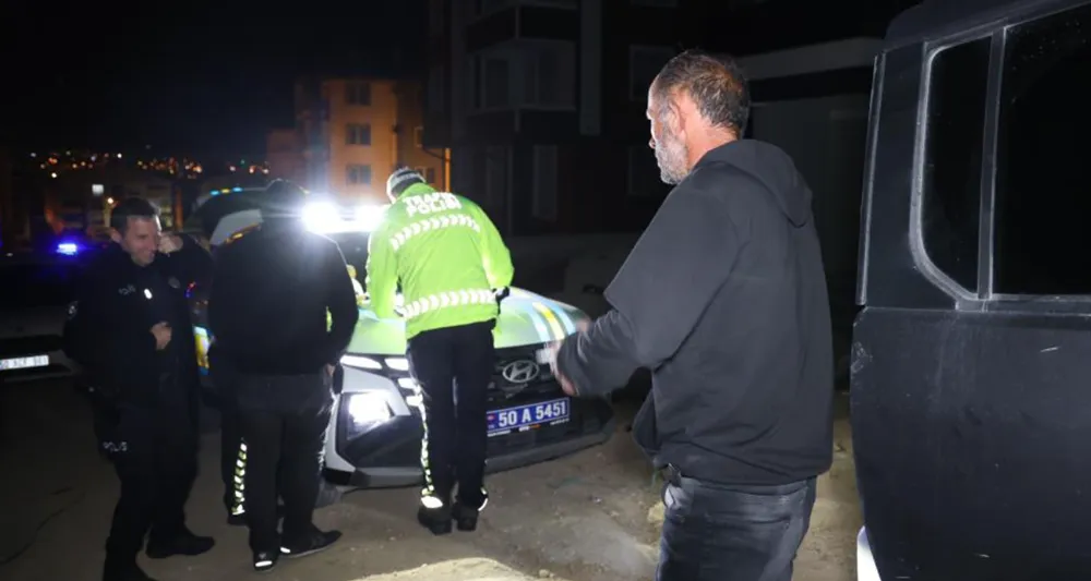 Dur ihtarına uymadı, çıkmaz sokakta yakalandı