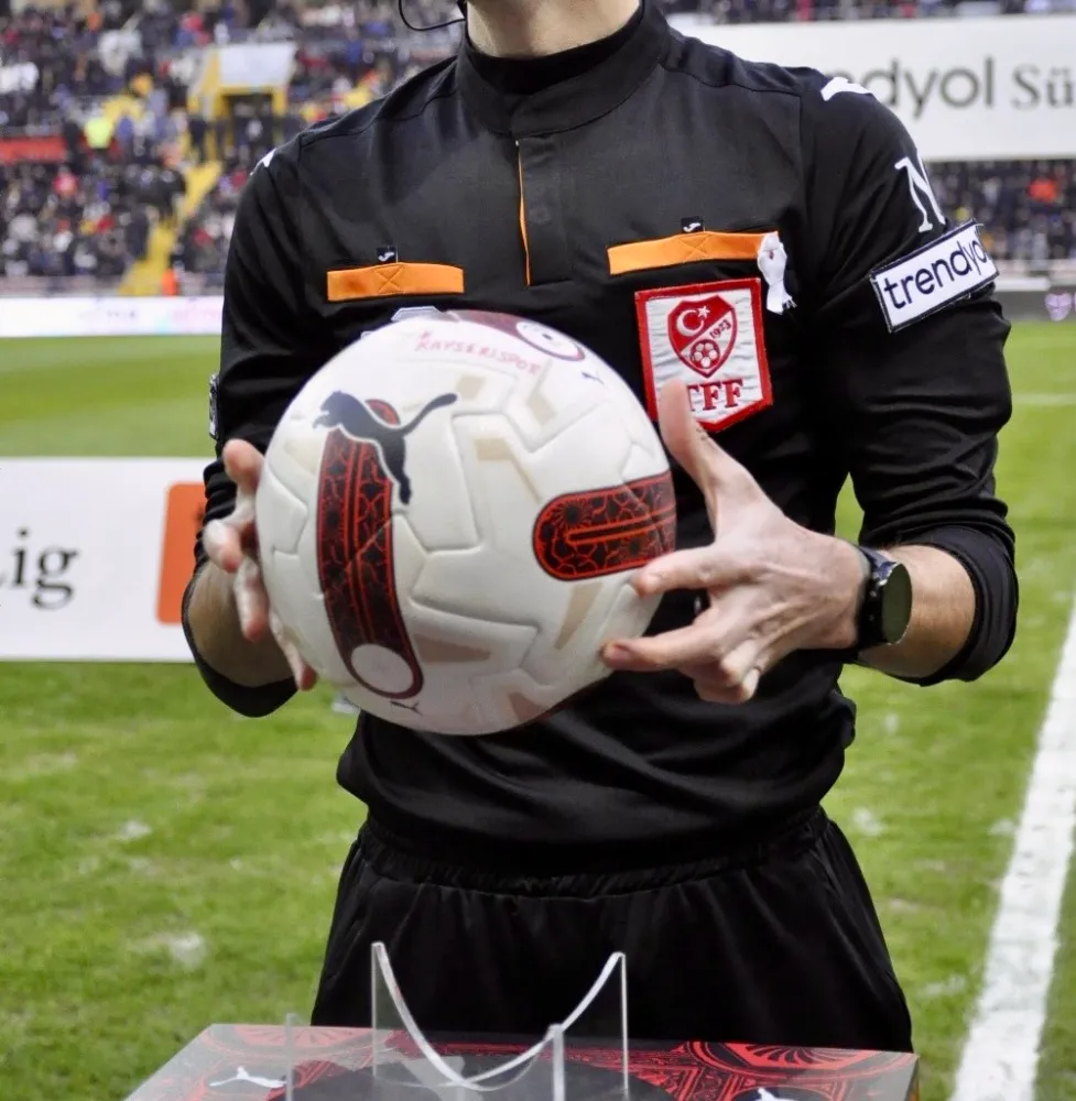  Kayseri Bölgesi’nden 3 hakeme ’bahis’ cezası