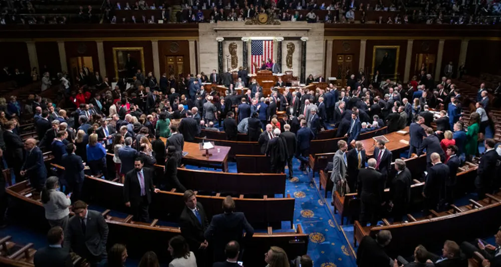 ABD Senatosu, hükümetin yeniden açılmasını öngören geçici bütçe tasarısını onayladı