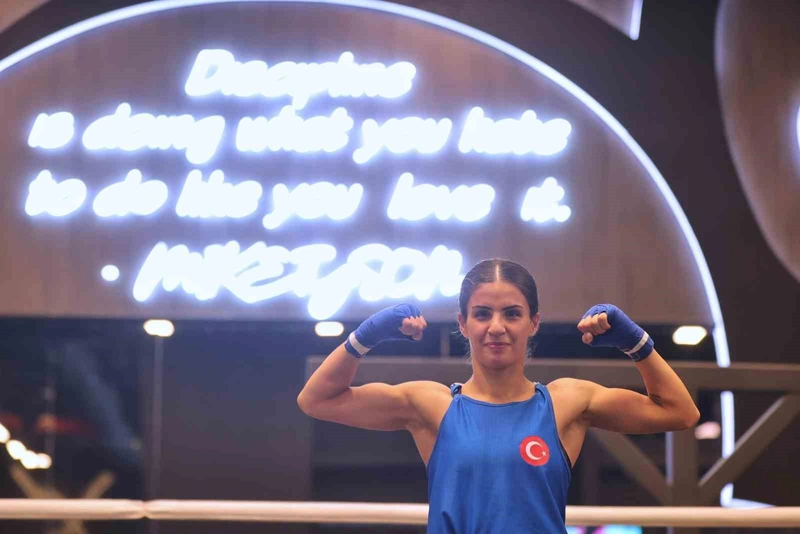 Vanlı boksör Evin Erginoğuz İslami Dayanışma Oyunları