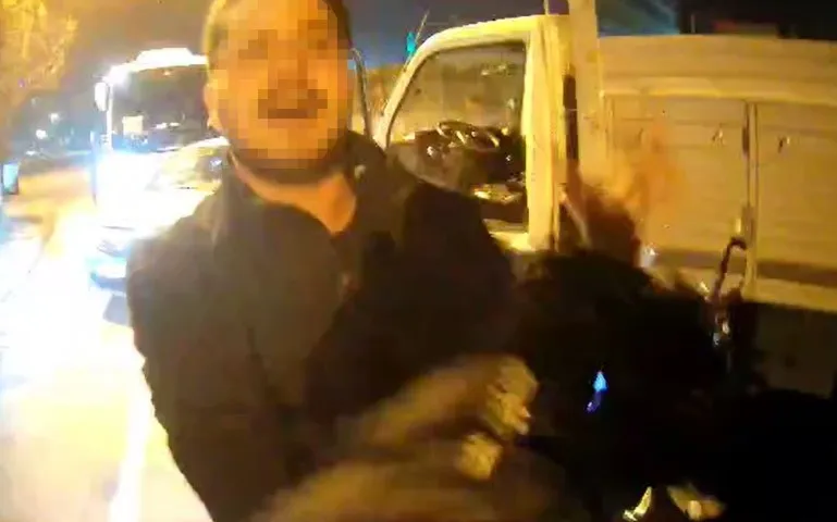 Arnavutköy’de trafikte sinir krizi: 