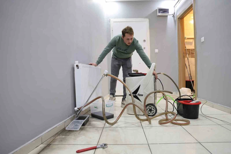 Petek Temizliği Faturayı %30 Düşürüyor: 2 Yılda Bir Şart