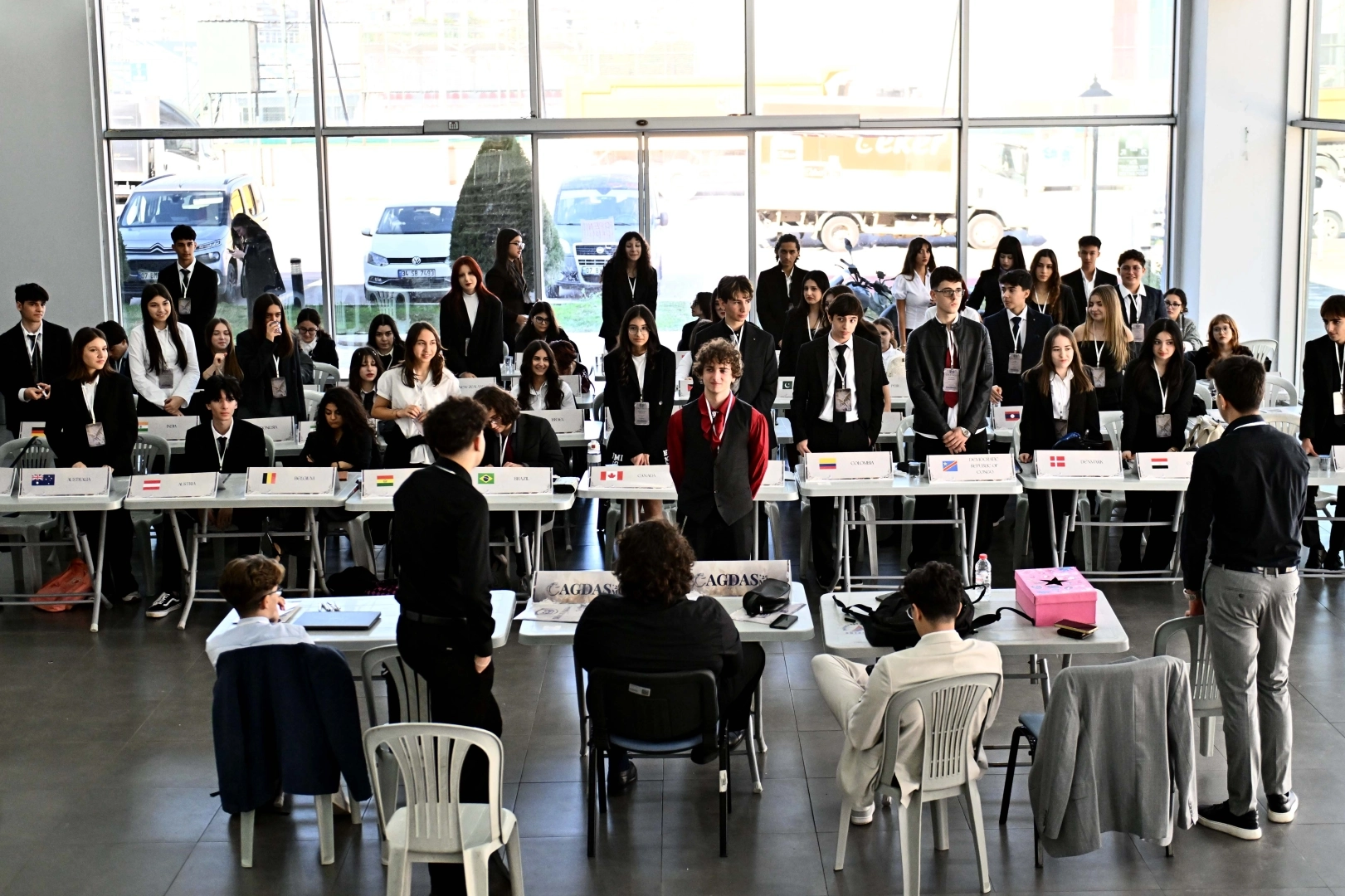 Genç delegeler ASSİM