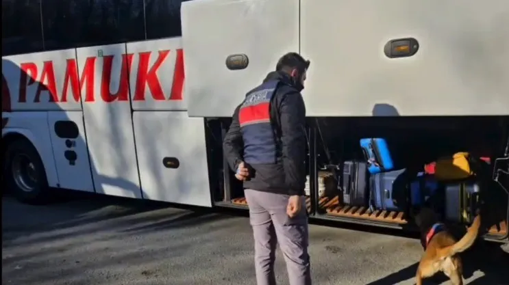  Bilecik’te aranan şahıslar için eş zamanlı operasyon