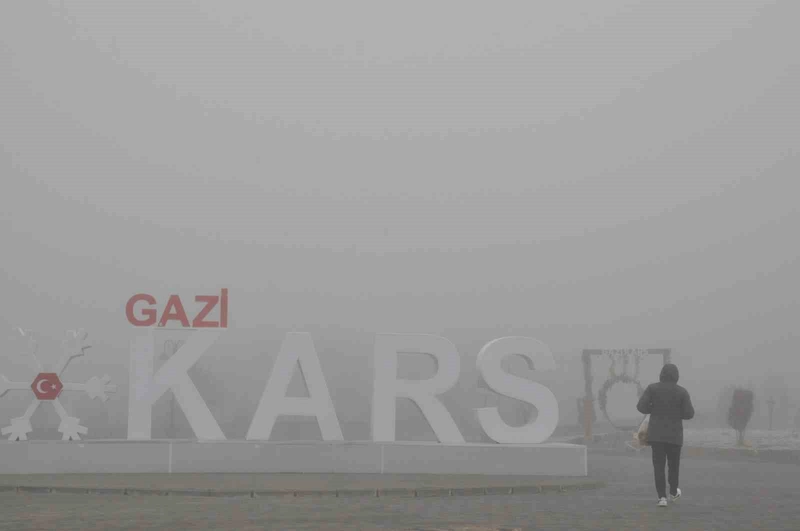 Kars Yoğun Siste Kayboldu