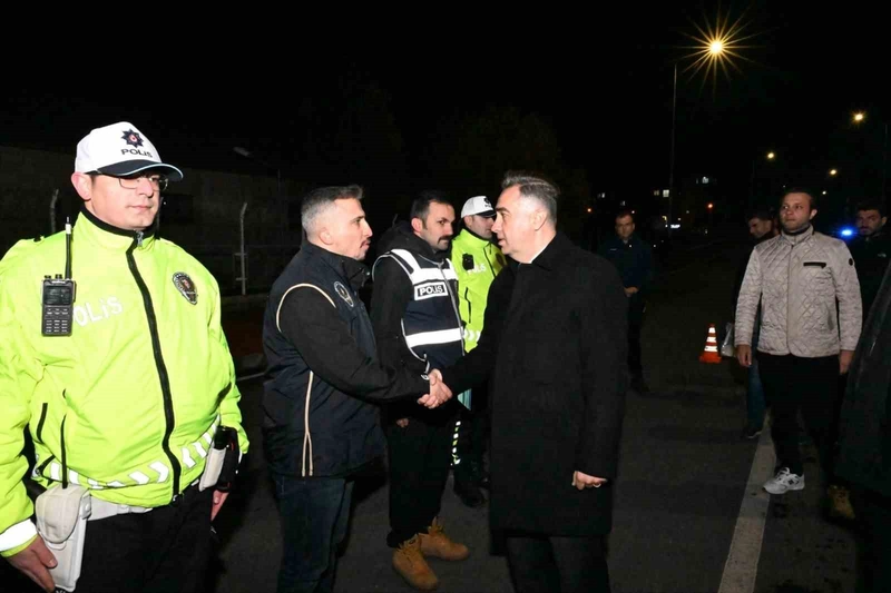 Ağrı Emniyet Müdürü Önder KYK Yurtlarında Gece Denetimi Yaptı