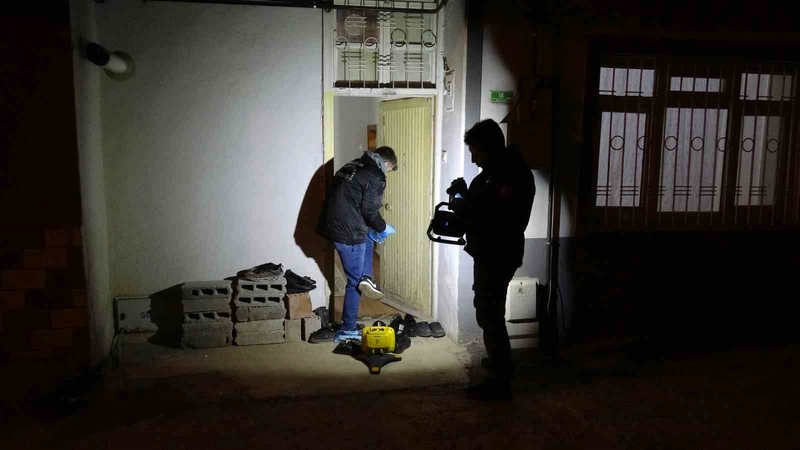 Sofra Bezi Silkelerken Kalbi Duran Kadın Hayata Döndürüldü