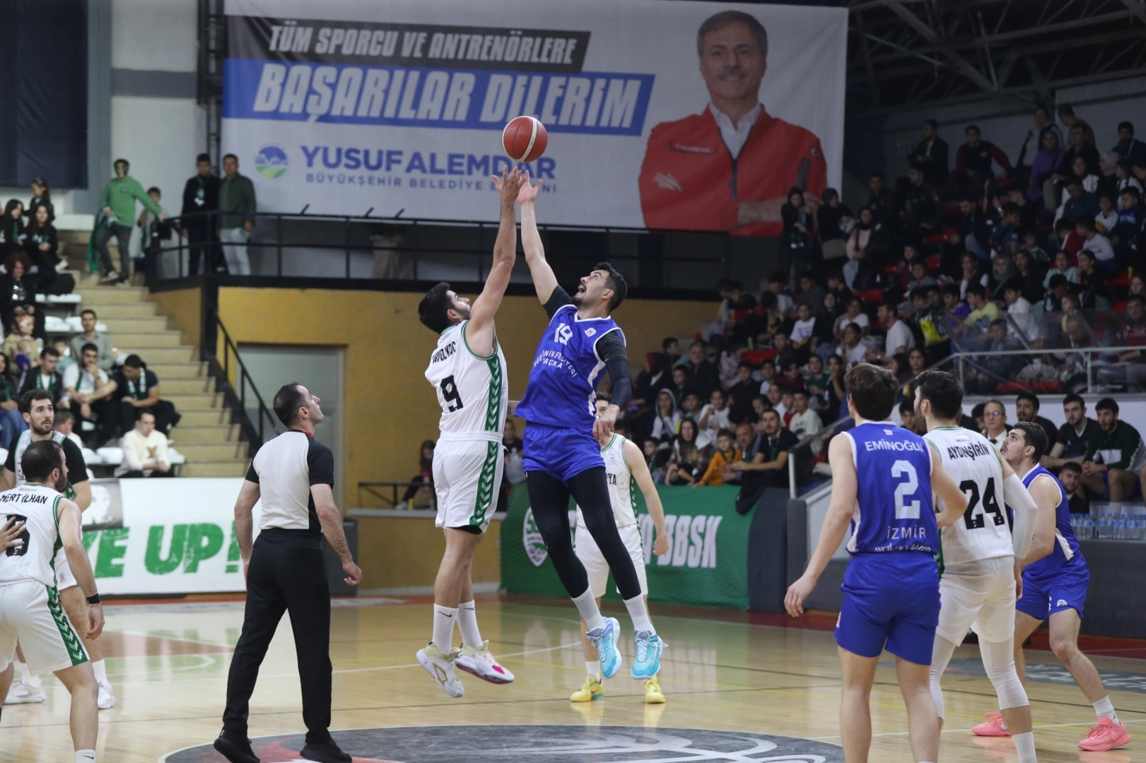 Sakarya Büyükşehir Basketbol Zirvedeki Yerini Korudu