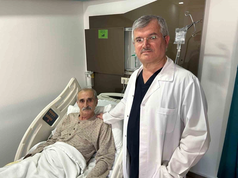 İki Damarı Tıkalı Hasta Mucizevi Şekilde Hayata Döndürüldü