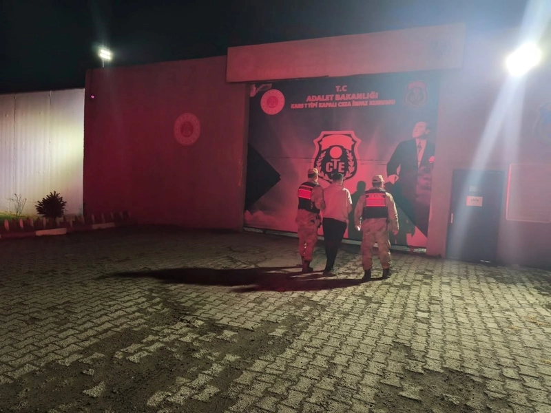 Dolandırıcılıktan Aranan Kişi Digor