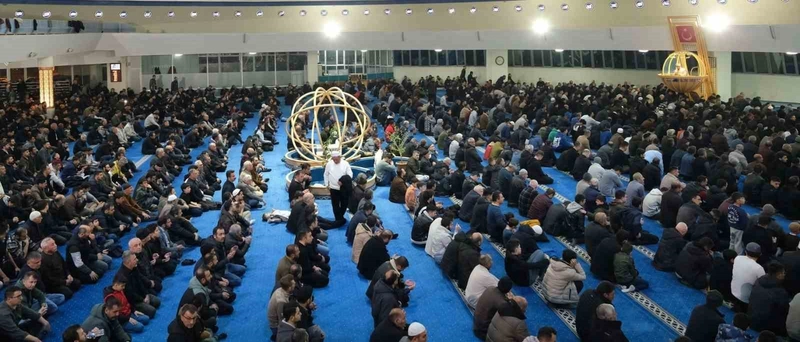 Şiddetin Çaresi Merhamet Eğitimi: Cuma Hutbesinde Vurgu