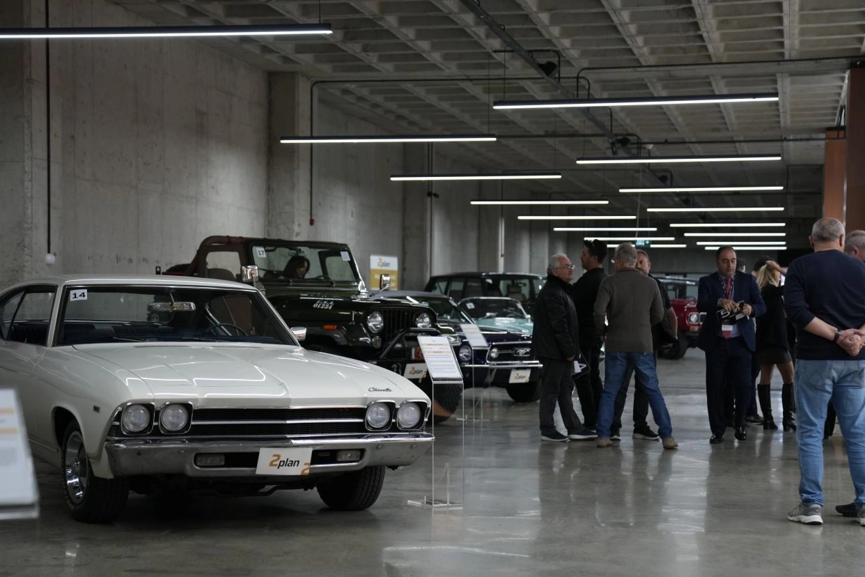 Klasik Otomobil Müzayedesinde 20 Milyon TL