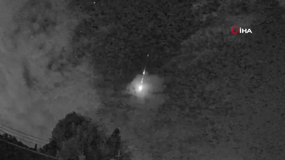 Japonya’da 2 gece üst üste ateş topu şeklinde göktaşları görüldü