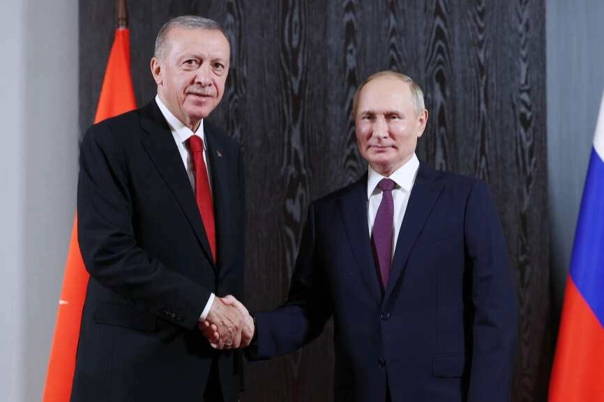Erdoğan-Putin Telefon Görüşmesi: Türkiye Barış İçin Kolaylaştırıcı Rol Üstlenmeye Hazır