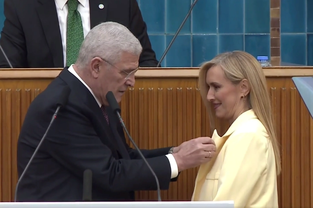 Prof. Dr. İpek Özkal Sayan İYİ Parti