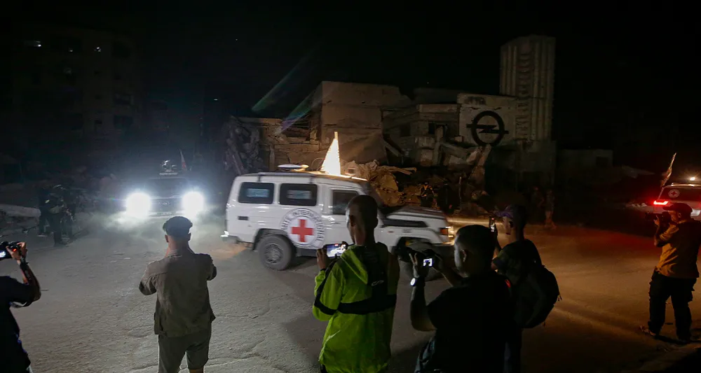 Hamas 1 esirin daha cesedini İsrail’e teslim etti