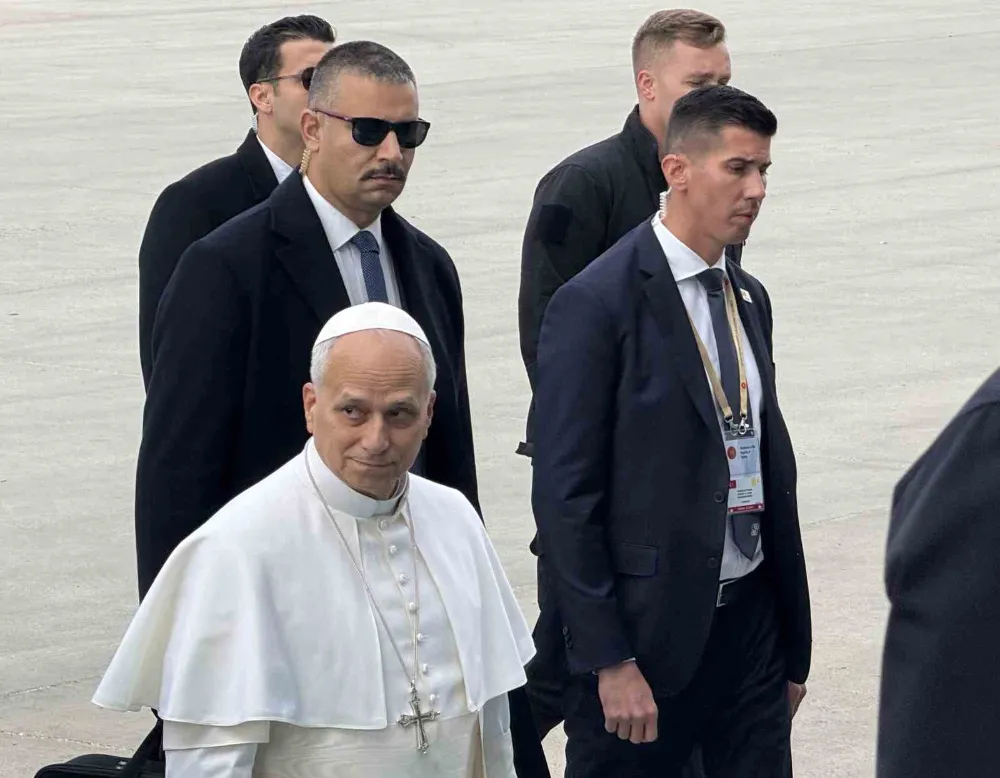 Vatikan Devlet Başkanı Papa 14. Leo’yu taşıyan uçak Ankara’ya iniş yaptı