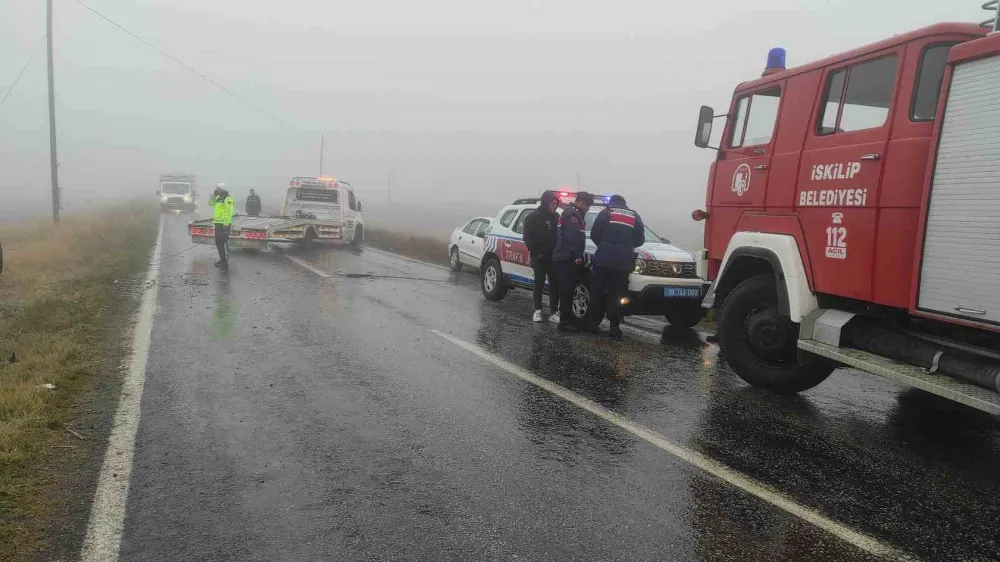 Çorum’da sis trafik kazasına sebep oldu: 5 yaralı