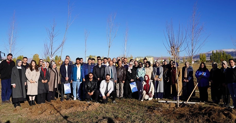 ETÜ Mezunları Yıllar Sonra Kampüste Buluştu