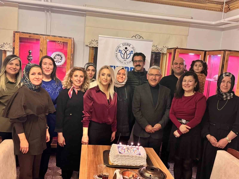 EYUDER Erzincan Öğretmenler Günü