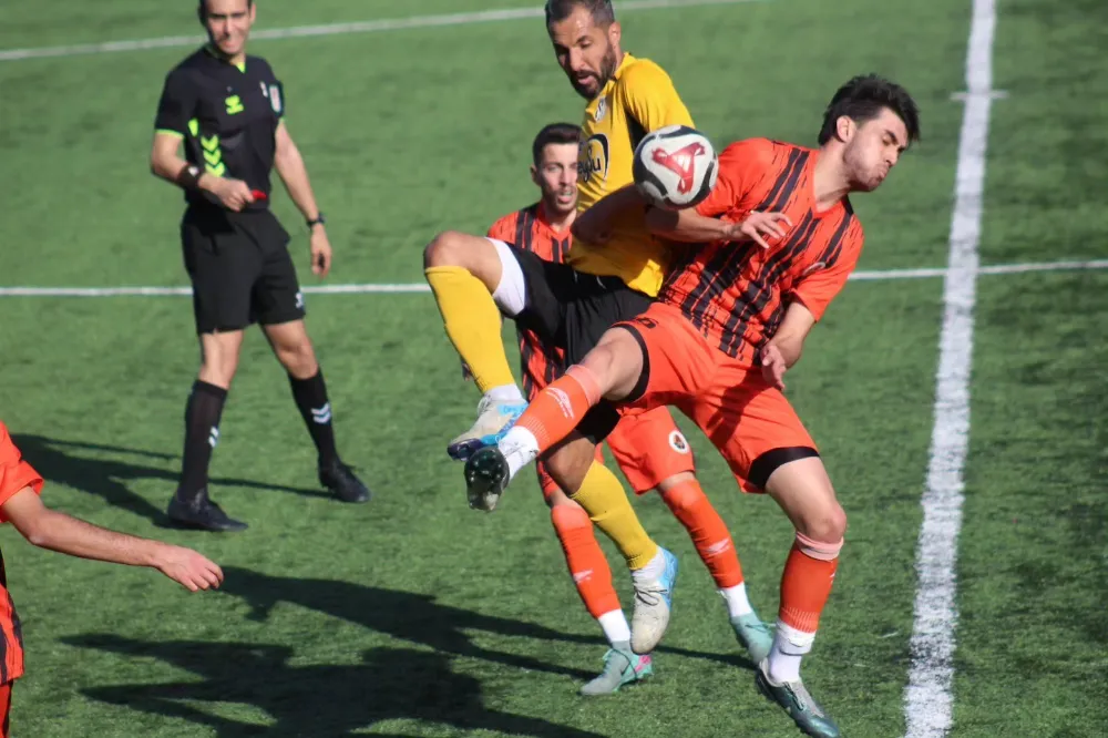  Kocasinan Şimşekspor evinde güldü