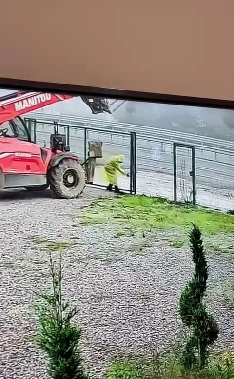   Firmanın eski çalışanı 5 milyonluk iş makinesini çaldı