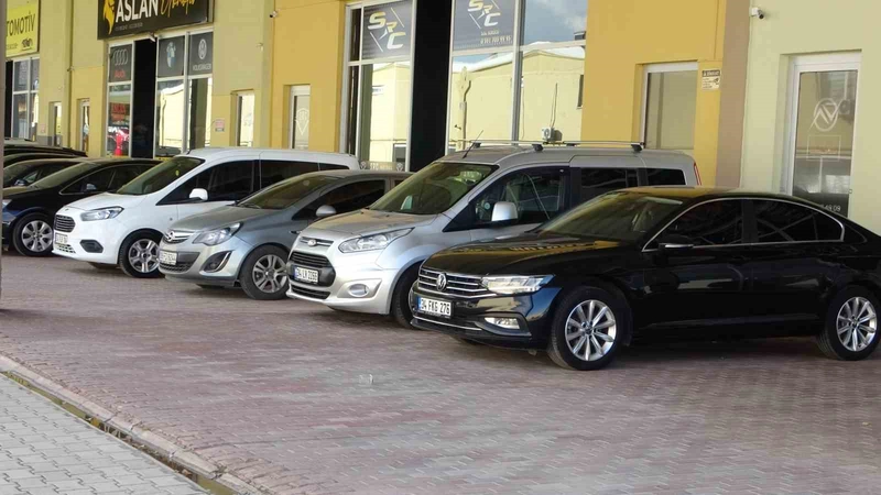 İkinci el araç fiyatları düştü, galericiler 