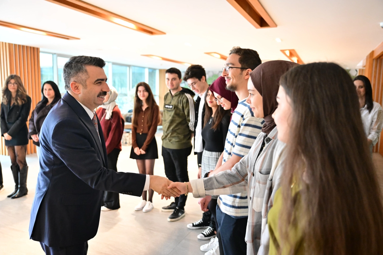 Yıldırım Belediye Başkanı Oktay Yılmaz Gençlerle Tecrübesini Paylaştı