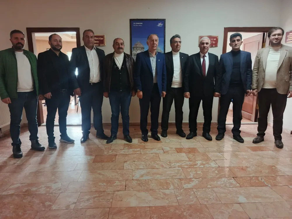 Efsane Başkan Sahaya İndi: Kenan Gerez Yeniden Aday