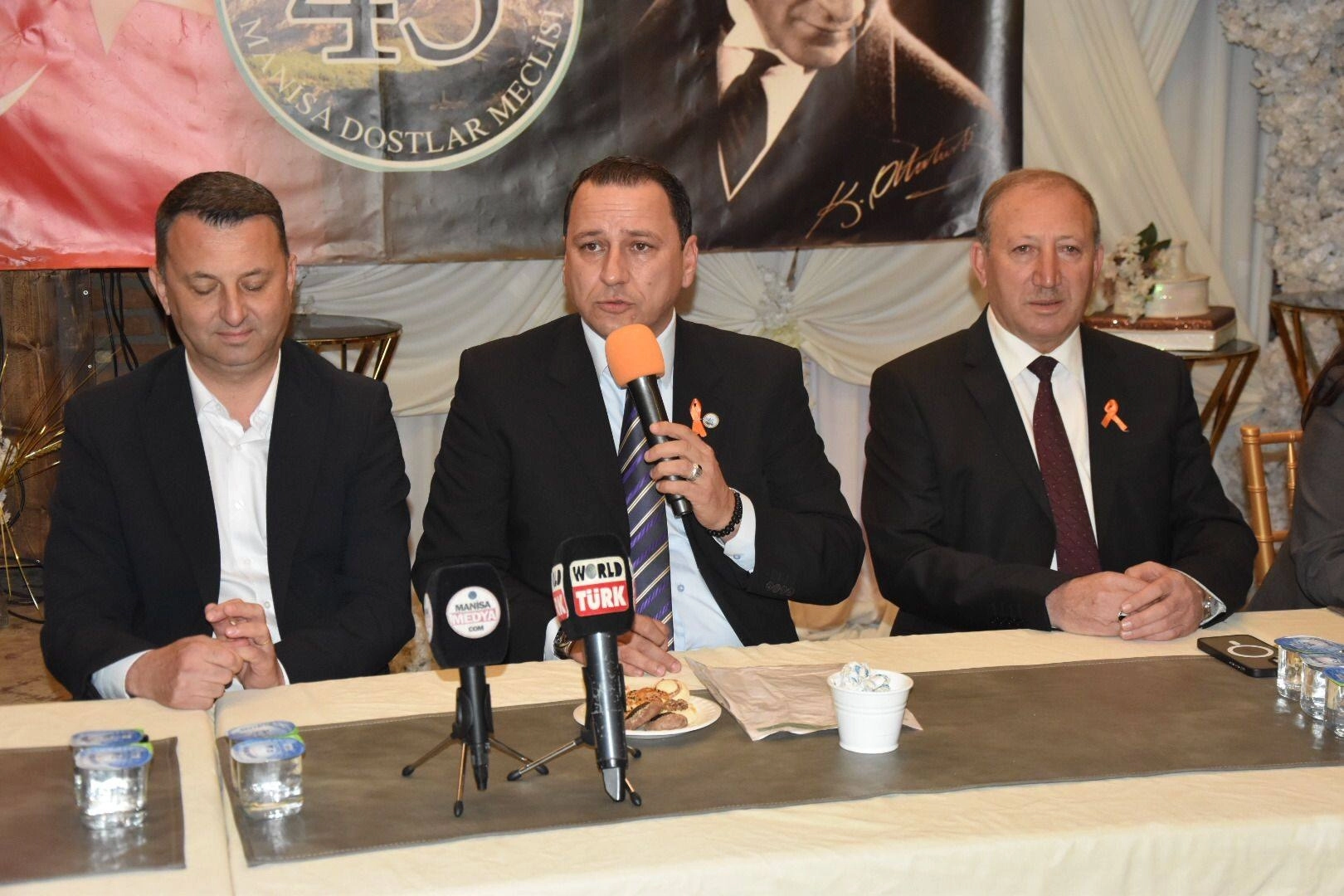 Akhisar Belediye Başkanı Dostlar Meclisi