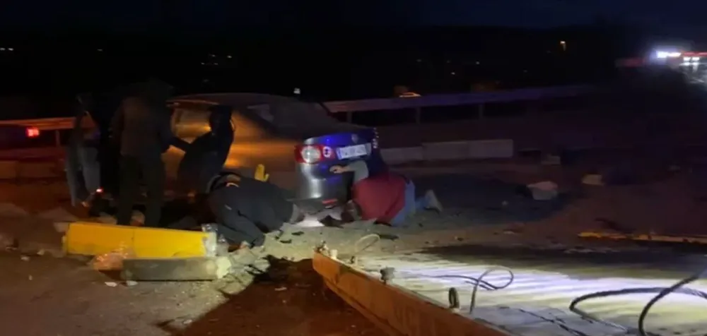 Bolu’da kavşakta feci kaza: 1’i hamile kadın, 4 yaralı