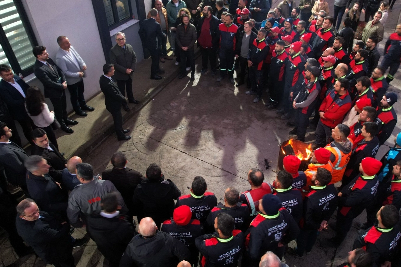 Kocaeli Büyükşehir ekipleri kışa hazırlık moral buluşmasında