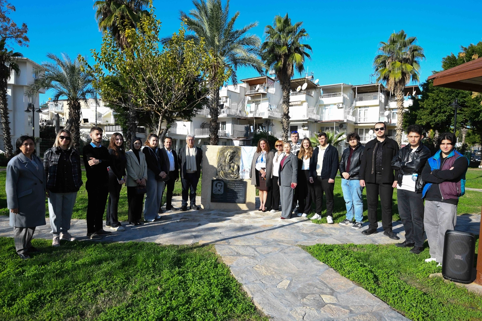 Akdeniz Üniversitesi Öğrencileri Muratpaşa Dostluk Parklarını Ziyaret Etti