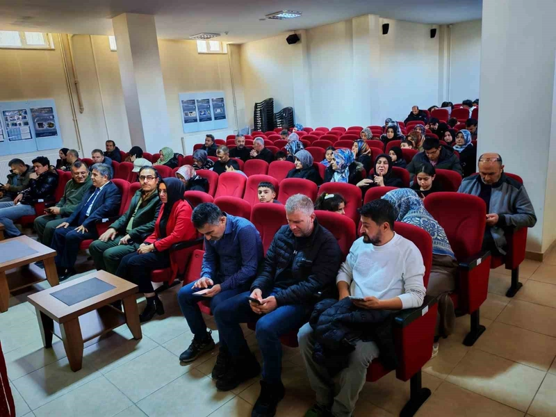 Özel Yeteneklilerde Kariyer Planlaması Konferansı Düzenlendi